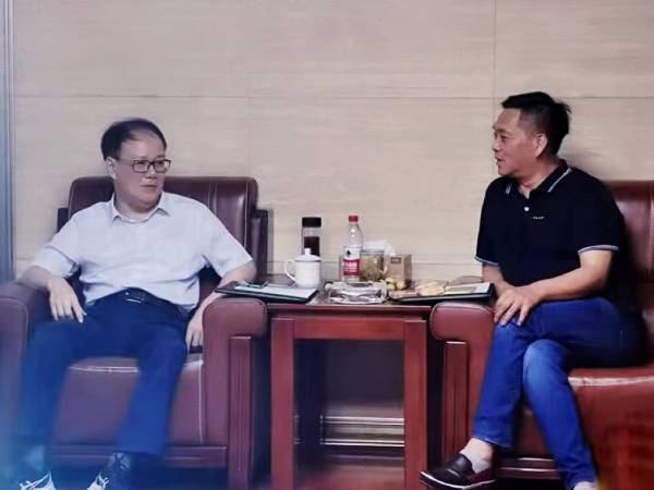 �Ͼ��йĘǅ^���f(xi��)�I(l��ng)����(l��i)��˾�{��